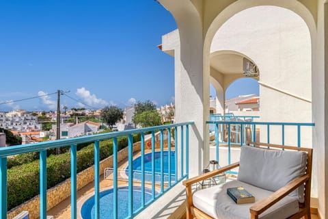 Balcony/Terrace, Swimming pool
