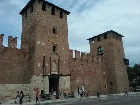 Appartamento Simona Apartment in Lake Garda