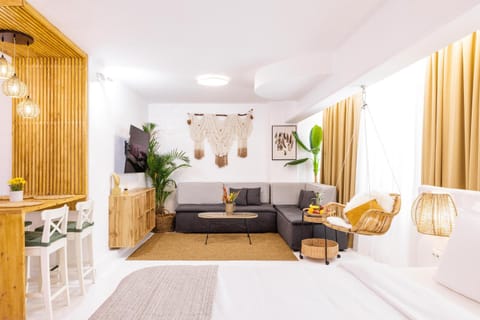 Queen Suite With Hot Tub Apartment in Thessaloniki