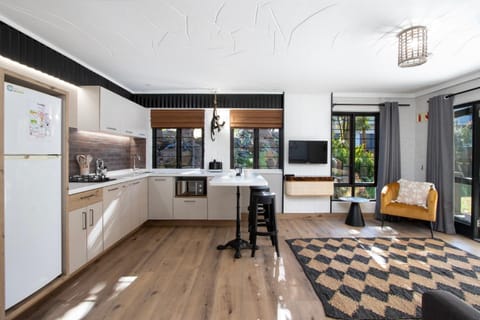 Kitchen or kitchenette, Living room, Dining area