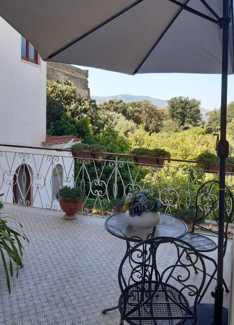 Natural landscape, Garden, Balcony/Terrace, Balcony/Terrace, Garden view