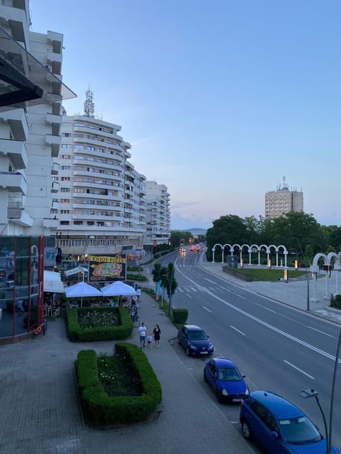 Property building, Day, Location, Parking