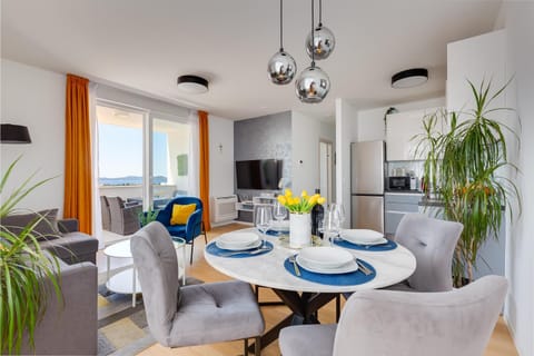 Stella Maris 2BDR, balcony, sea view, garage, BBQ Apartment in Zadar