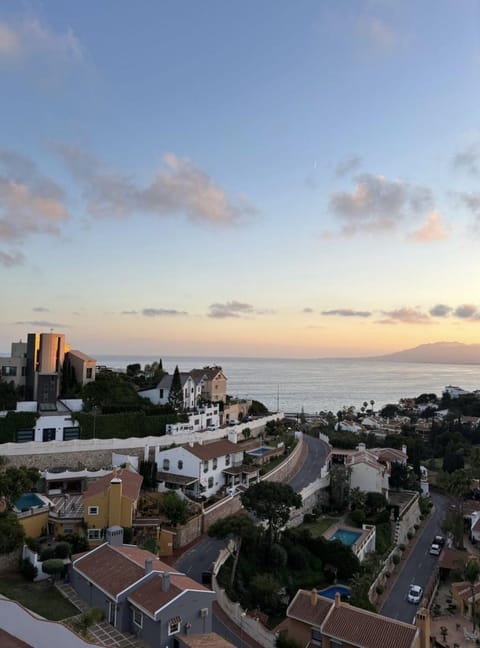 Nearby landmark, Natural landscape, View (from property/room), Beach, Sea view, Sunset, pet friendly, pet friendly