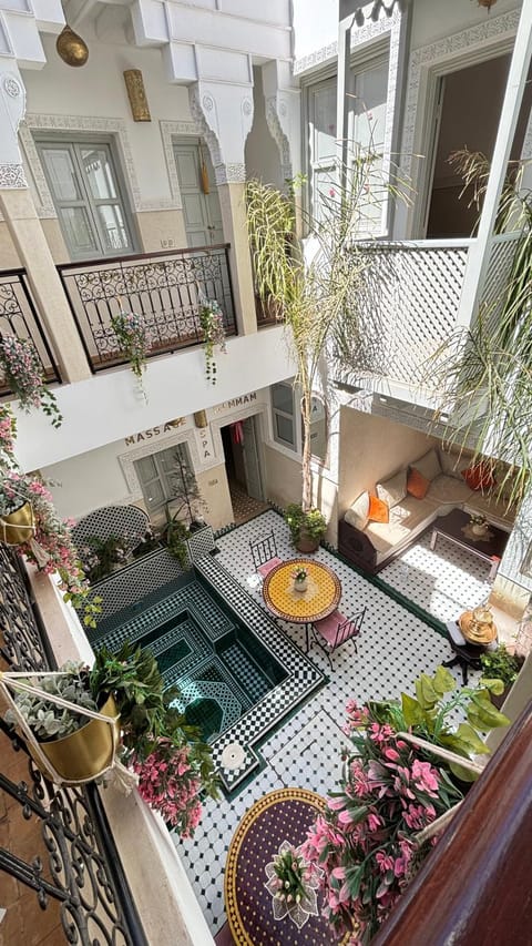 Property building, Communal lounge/ TV room, View (from property/room), Swimming pool