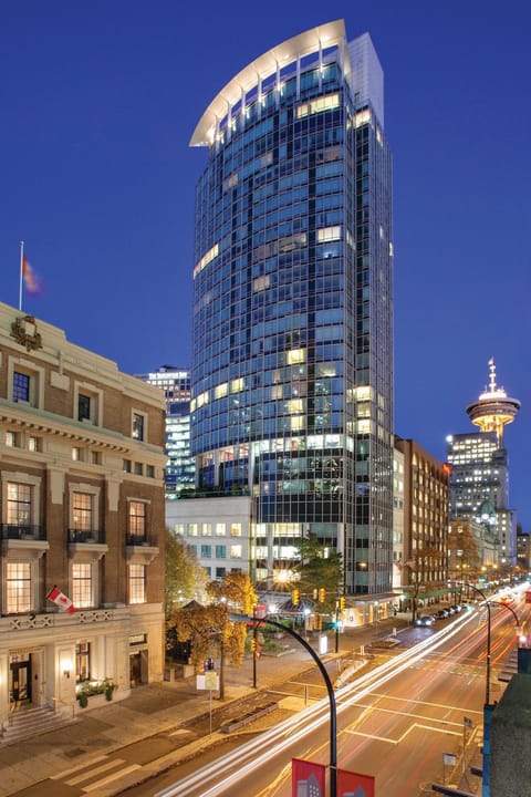 Facade/entrance, Bird's eye view, Decorative detail, Area and facilities