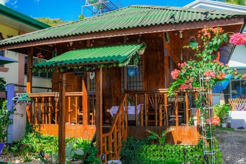 Property building, View (from property/room), Balcony/Terrace, Garden view