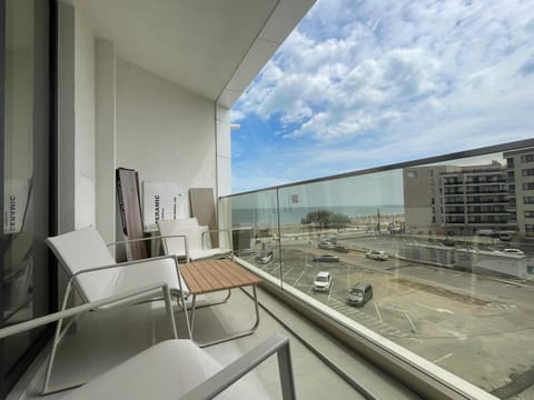 Day, Natural landscape, View (from property/room), Balcony/Terrace, Seating area, Sea view