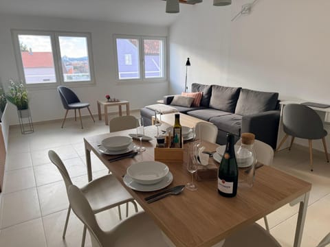 Living room, Dining area