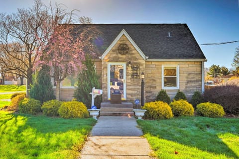 Derby Season Getaway Louisville Home with Pool House in Shively