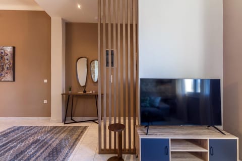 TV and multimedia, Living room, Decorative detail, Family, Family