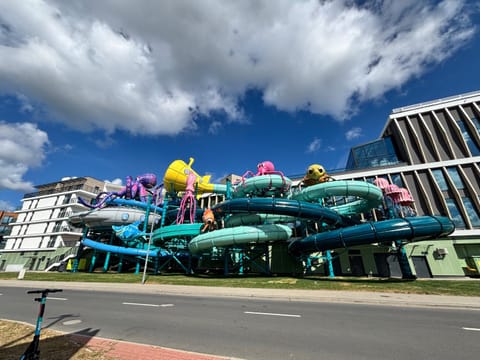Aqua park, Swimming pool