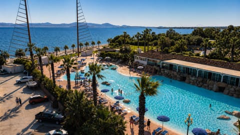 Property building, Spring, Bird's eye view, Summer, View (from property/room), Pool view, Sea view, Swimming pool