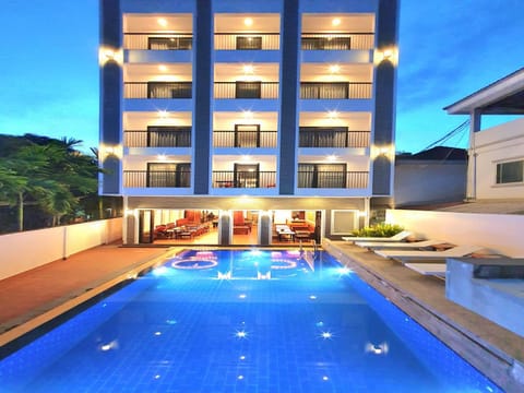 Patio, Pool view