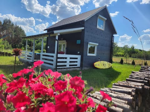 Property building, Day, Garden, Garden view