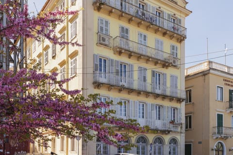 Property building, Spring, Day, City view, Location
