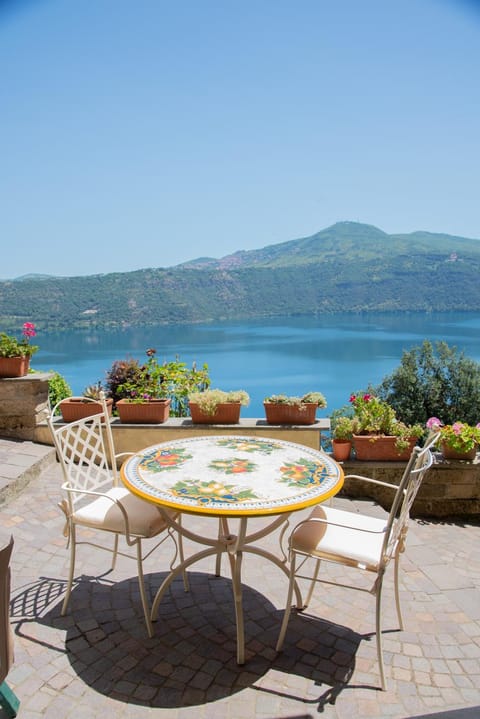Property building, View (from property/room), View (from property/room), Dining area, Lake view