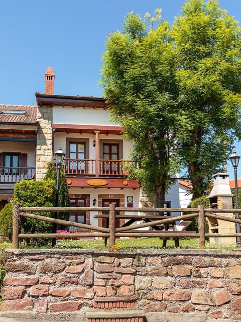 Property building, Garden