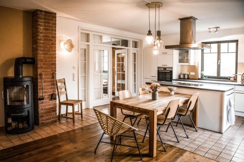 Living room, kitchen
