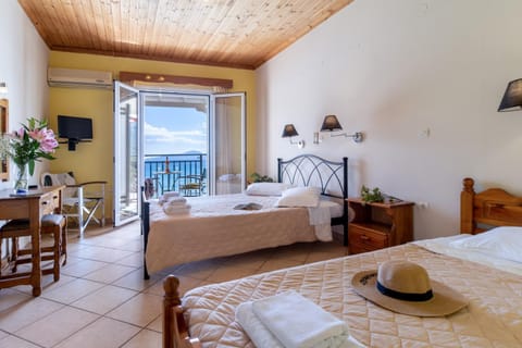 Living room, Bedroom