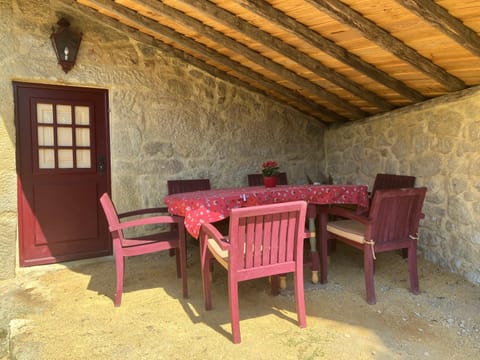 Casa do Cruzeiro do Outeiro -comfort and tradition House in Viana do Castelo District, Portugal