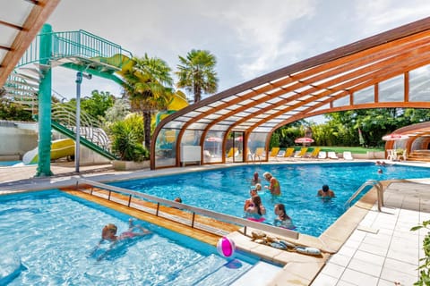 Solarium, Pool view, Swimming pool