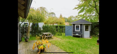 Mooi huisje nabij Ouddorp in Goedereede Campground/ 
RV Resort in South Holland (province)