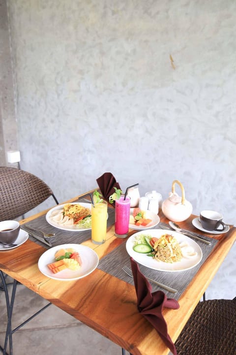 Food and drinks, Food, Breakfast