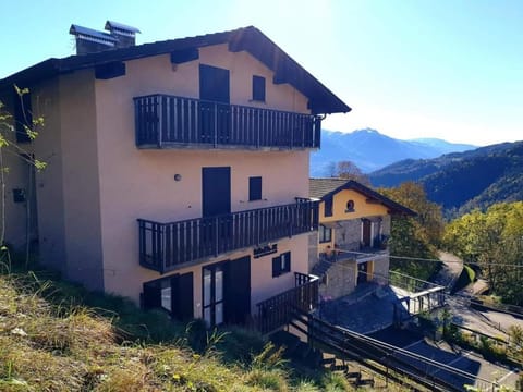 Property building, Natural landscape, Mountain view