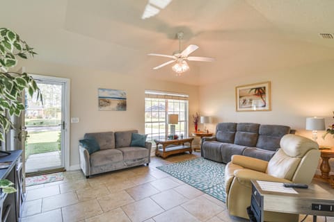 Foley Getaway with Fenced Yard - 13 Mi to Beaches! House in Foley