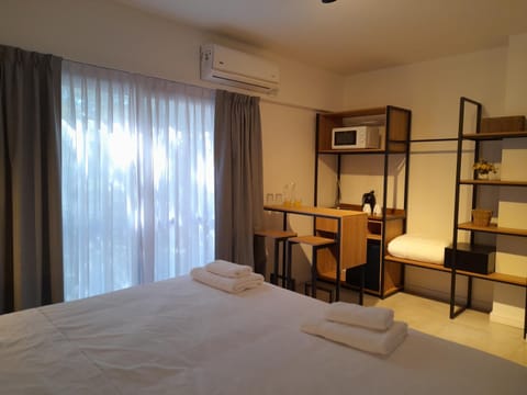 Bed, Photo of the whole room, Bedroom, air conditioner