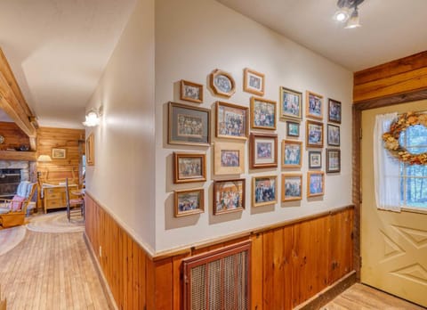 Lakefront Blairsville Cabin with Deck and Dock! Cabin in Union County