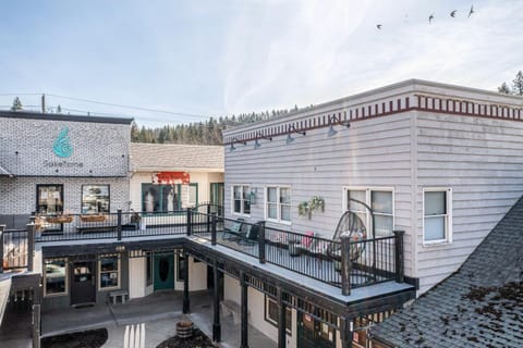 The Electric Bungalow Apartment in Bigfork