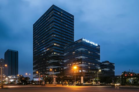 Property building, Night, City view