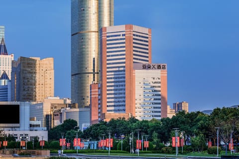 Property building, Day, City view