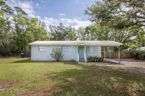 Dave's Escape House in Orange Beach