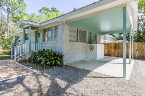 Dave's Escape House in Orange Beach