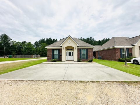 Villa 5 Apartment in Mississippi