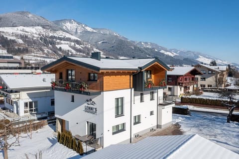 Property building, Winter