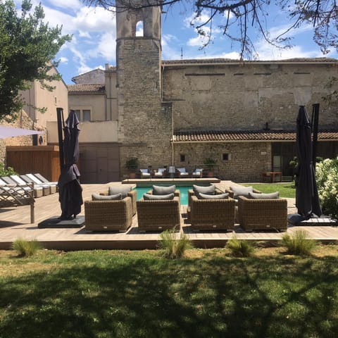 Property building, Balcony/Terrace