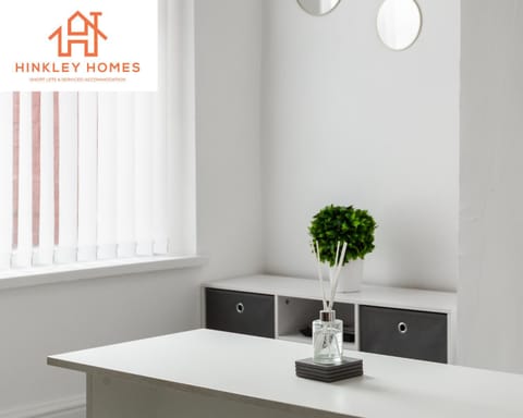 Newly renovated 4bed - Free parking - City Links By Hinkley Homes Short Lets & Serviced Accommodation House in Liverpool