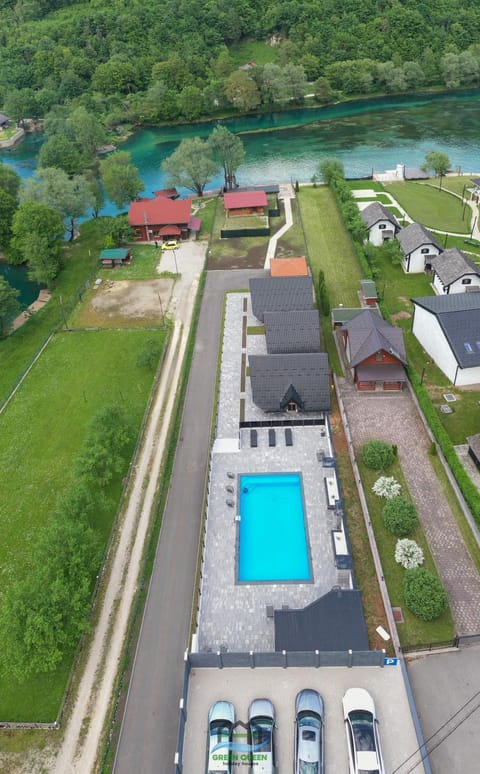 Property building, Bird's eye view