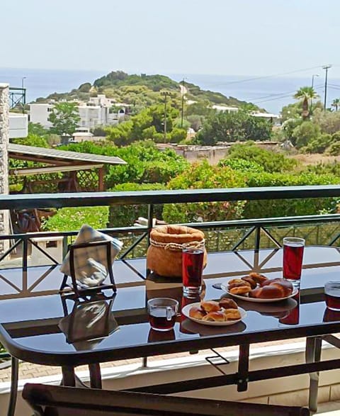 Natural landscape, View (from property/room), Balcony/Terrace, Dining area, Sea view, Breakfast