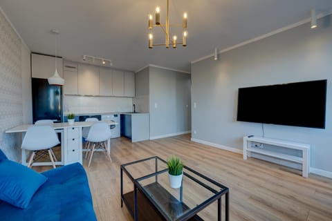 TV and multimedia, Kitchen or kitchenette, Living room