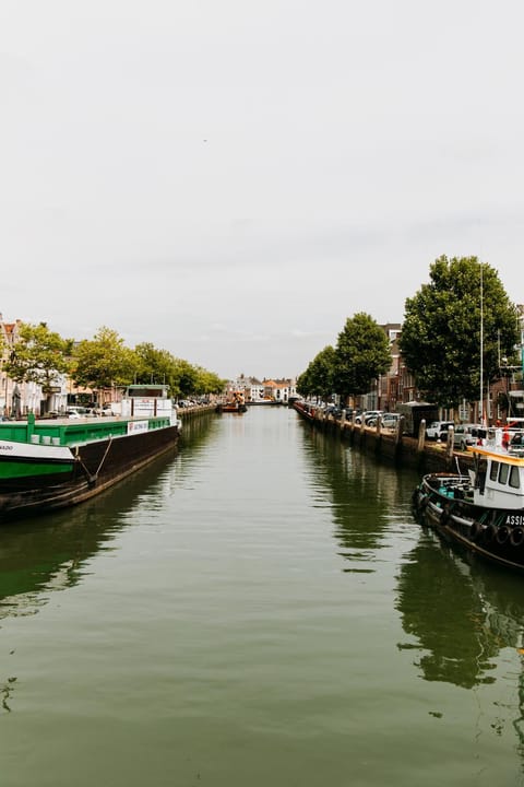 Bed and Breakfast Pakhuis Maassluis Bed and Breakfast in South Holland (province)