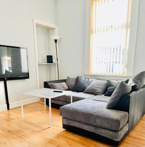 Gardiner Cottage House in England