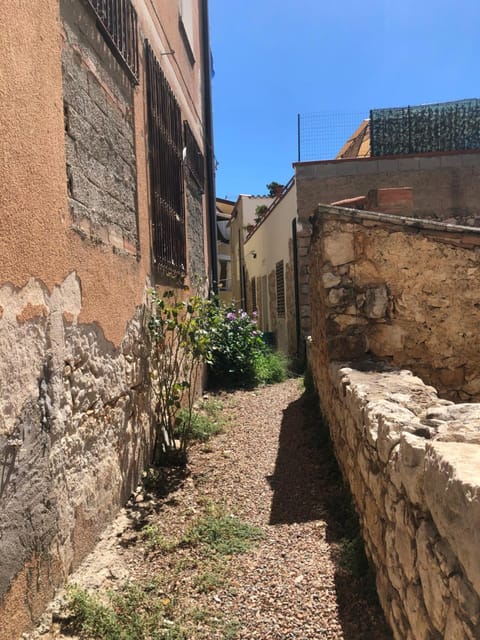 Casa indipendente nel centro storico,cod IUN P2680 House in Baunei