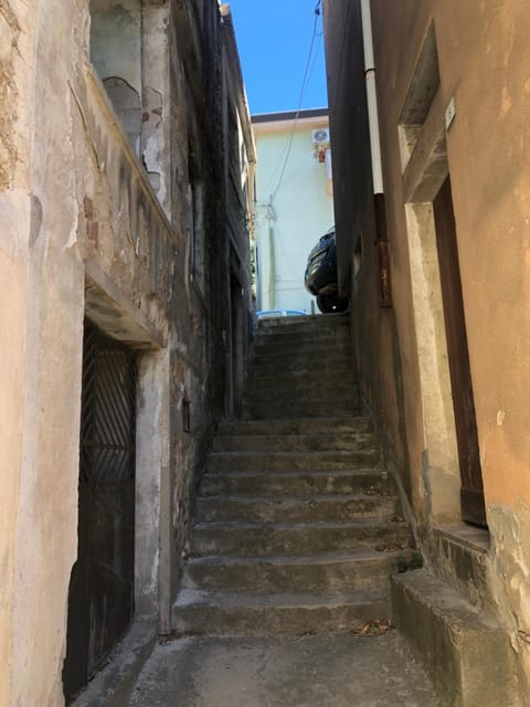 Casa indipendente nel centro storico,cod IUN P2680 House in Baunei