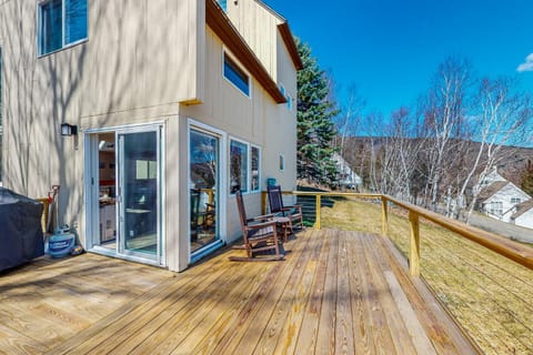 South Village #49 House in Warren