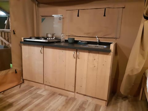 Tente Familiale au Camping Hautoreille Luxury tent in Vosges